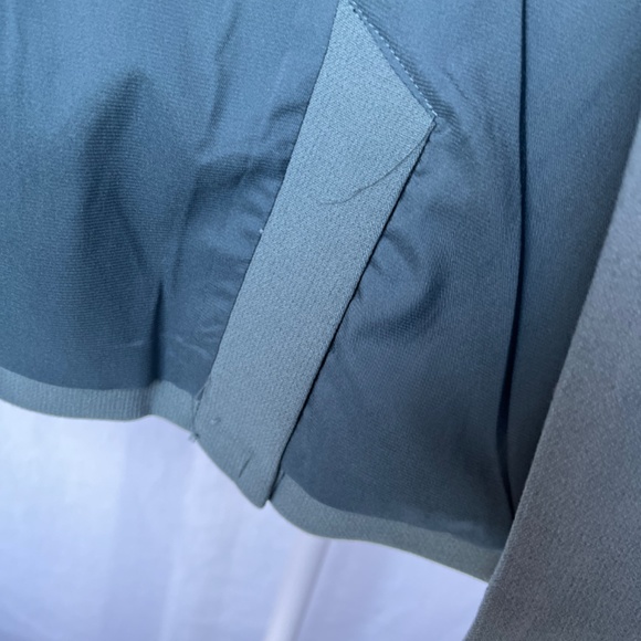 MBYM (S) 2-button light moss green blazer, BNWOT - Picture 5 of 15